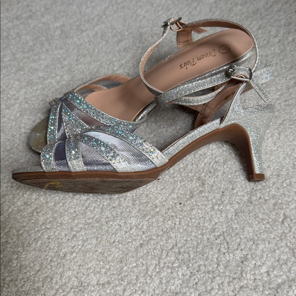 Heels - Picture 3 of 5